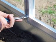 Videos de montage serres de jardin en aluminium